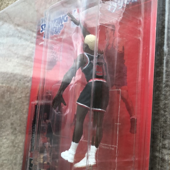 1998 DENNIS RODMAN STARTING LINEUP CHICAGO BULLS - Picture 4 of 7